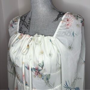 🌸 Romantic White Floral Long Sleeve Midi Dress – Size M